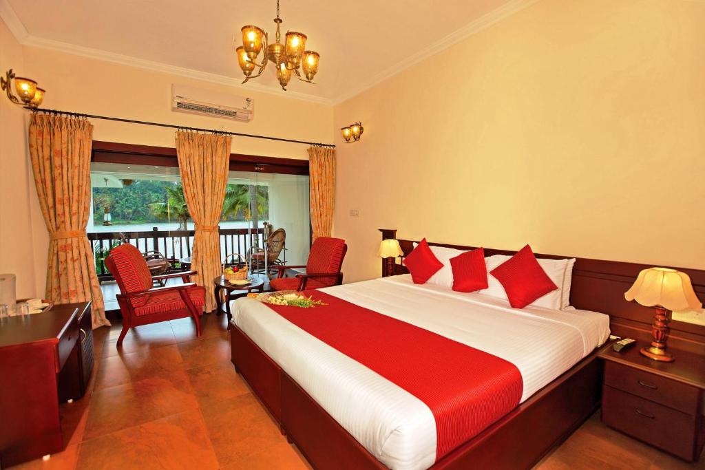 Premium_Lake_View_Room218.jpg